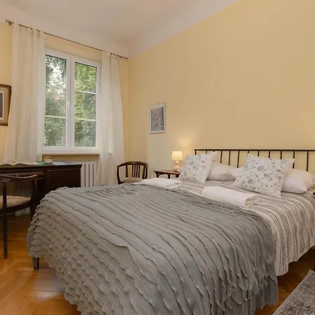 Warsaw New Town Square Apartment For 5 Guests By Noclegi Renters Exterior photo