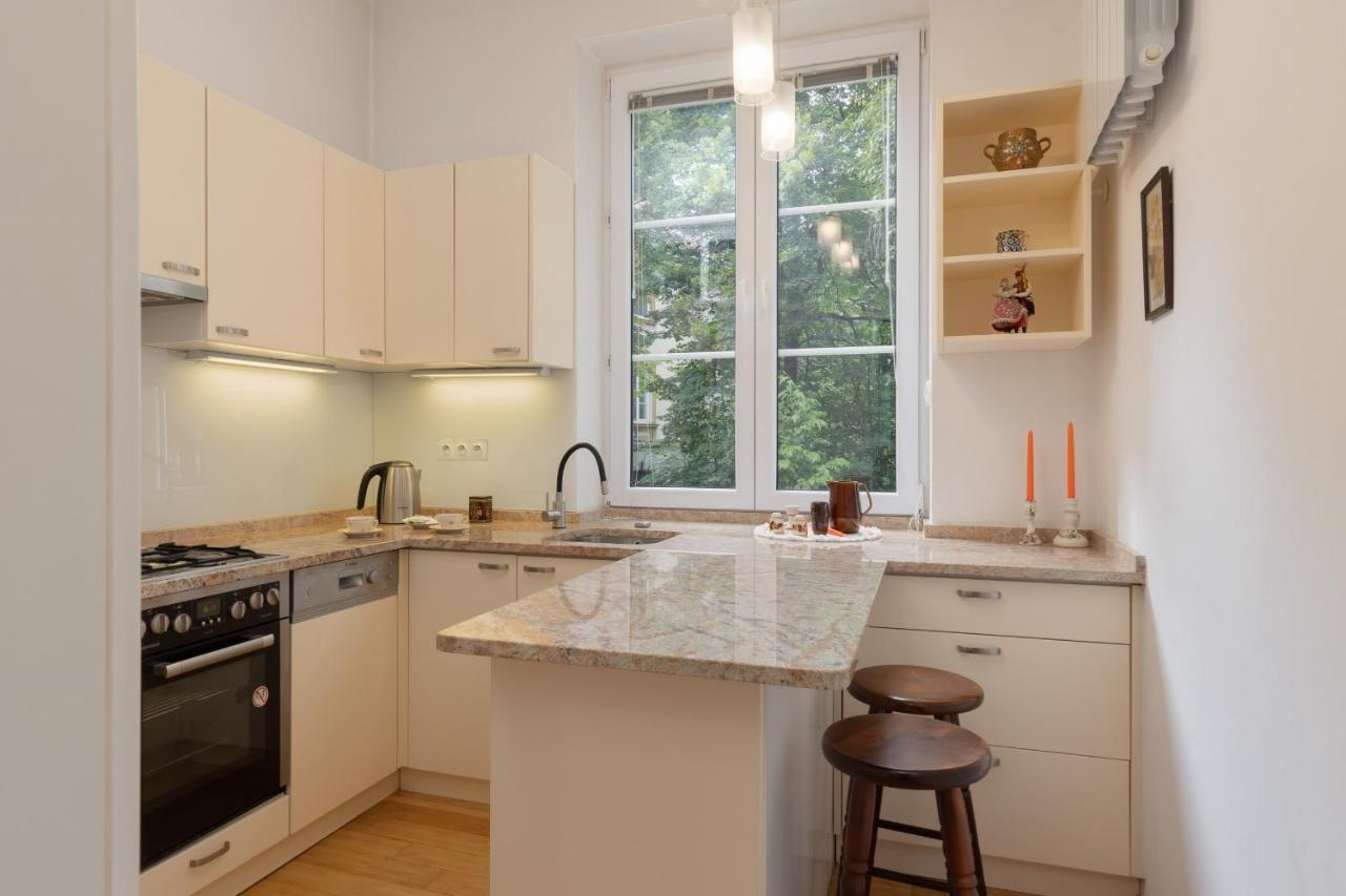 New Town Square For 5 Guests By Renters * Варшава